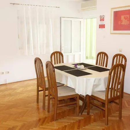 Matilda Apartment Makarska